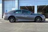 Used 2022 Toyota Camry SE image 3