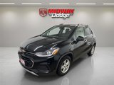Used 2017 Chevrolet Trax LT w/ LT Convenience Package image 2