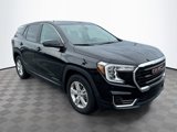 Used 2024 GMC Terrain SLE image 3