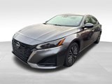 Used 2023 Nissan Altima 2.5 SV image 2