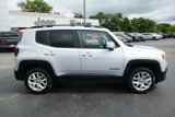 Used 2018 Jeep Renegade Latitude w/ Cold Weather Group image 3