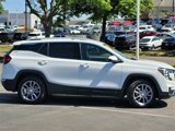Used 2023 GMC Terrain SLT image 3