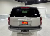 Used 2008 Chevrolet Suburban LT w/ LT Preferred Equipment Group image 6