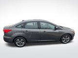 Certified 2018 Ford Focus SE w/ SE Appearance Package image 4