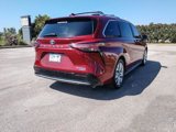 Used 2023 Toyota Sienna Platinum image 3