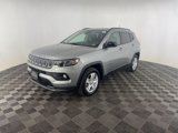 Used 2022 Jeep Compass Latitude image 3