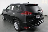 Used 2019 Nissan Rogue SV image 3