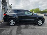 Used 2018 Jeep Grand Cherokee Laredo image 2