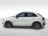 Used 2017 Audi Q3 2.0T Prestige w/ Prestige Package image 2