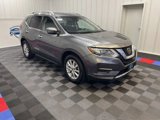Used 2020 Nissan Rogue SV image 2