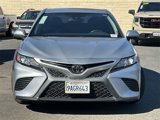 Used 2020 Toyota Camry SE image 2
