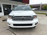 Used 2010 Toyota Sequoia Platinum image 2