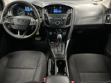 Used 2018 Ford Focus SE image 3