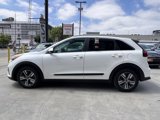Certified 2022 Kia Niro LXS image 3