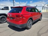 Used 2019 Volkswagen Tiguan SE w/ Panoramic Sunroof Package image 5
