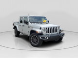 Used 2023 Jeep Gladiator Overland image 1