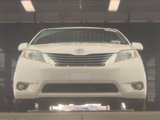 Used 2015 Toyota Sienna XLE image 2