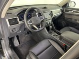 Used 2023 Volkswagen Atlas SE w/ Black Wheel Package image 2