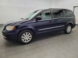 Used 2015 Chrysler Town & Country Touring image 2