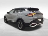 Used 2024 Kia Sportage LX image 3