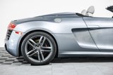 Used 2014 Audi R8 V10 w/ Full Leather Package image 3