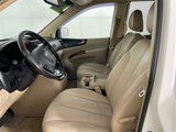 Used 2007 Hyundai Entourage Limited image 3