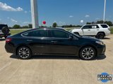 Used 2018 Toyota Avalon XLE Premium image 2