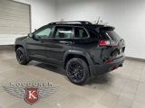 Used 2022 Jeep Cherokee Trailhawk image 4