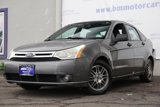 Used 2010 Ford Focus SE image 2