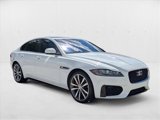 Used 2018 Jaguar XF S image 3