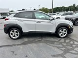 Used 2023 Hyundai Kona SEL image 4
