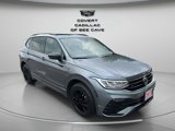Used 2023 Volkswagen Tiguan SE R-Line image 2