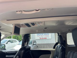 Used 2014 Chrysler Town & Country Touring image 6