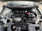 Used 2016 Nissan Rogue SV image 2