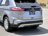 Used 2023 Ford Edge SEL image 4