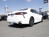 Used 2022 Toyota Camry SE image 3