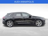 Used 2019 Audi e-tron Premium Plus w/ Towing Package image 4