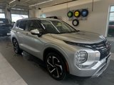 Used 2024 Mitsubishi Outlander SE image 5