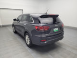 Used 2019 Kia Sorento LX image 5