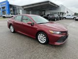 Used 2019 Toyota Camry LE image 3