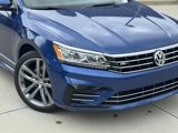 Used 2016 Volkswagen Passat 1.8T R-Line w/ R-Line Lighting Package image 5