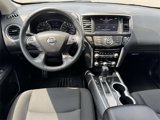 Used 2019 Nissan Pathfinder SV image 4