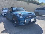 Certified 2024 MINI Cooper SE image 2