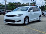 Used 2017 Chrysler Pacifica Touring-L Plus w/ Advanced Safetytec Group image 5