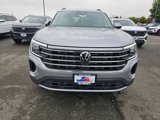 New 2025 Volkswagen Atlas SE image 2