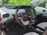 Used 2018 Toyota Prius Prime Advanced image 3