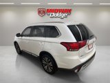 Used 2019 Mitsubishi Outlander SEL image 3