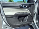 Used 2023 Jeep Compass Limited image 4