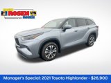 Used 2021 Toyota Highlander XLE image 1