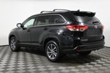 Used 2018 Toyota Highlander XLE image 5